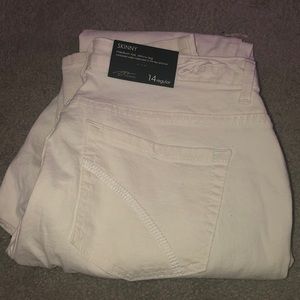 PZI White distressed jeans